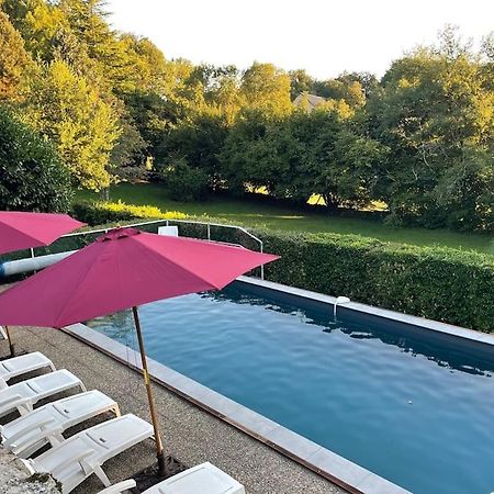 Belle Et Confortable Demeure Du XVII Eme Siecle Champagnac  Kültér fotó