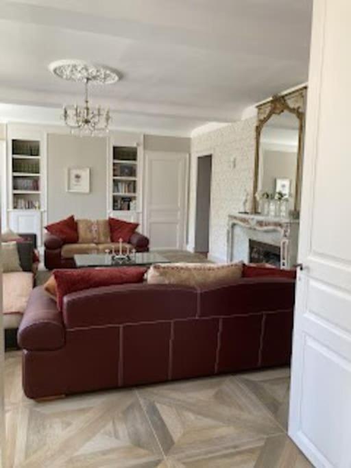 Belle Et Confortable Demeure Du XVII Eme Siecle Champagnac  Kültér fotó